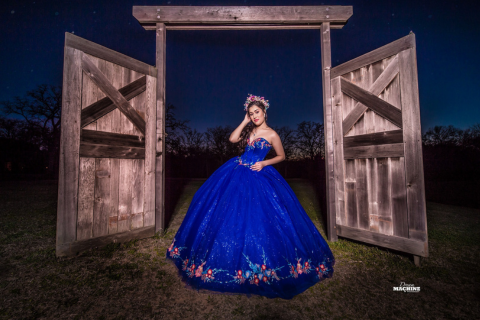Host a quinceanera at Lost Oak Winery